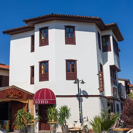 Boho Oldtown Apartment